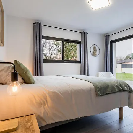 Spacieux Avec Jardin, Spa, Babyfoot Et Parking Prive - Fr-1-306-1292 *