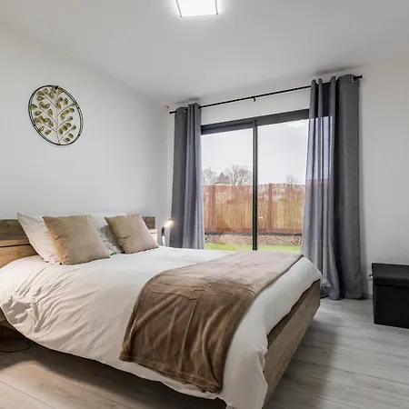 Spacieux Avec Jardin, Spa, Babyfoot Et Parking Prive - Fr-1-306-1292 Holiday home